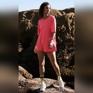🩷🧡FINAL PRICE🩷Hot Shot Tee Romper NWOT out of stock item in free people web.